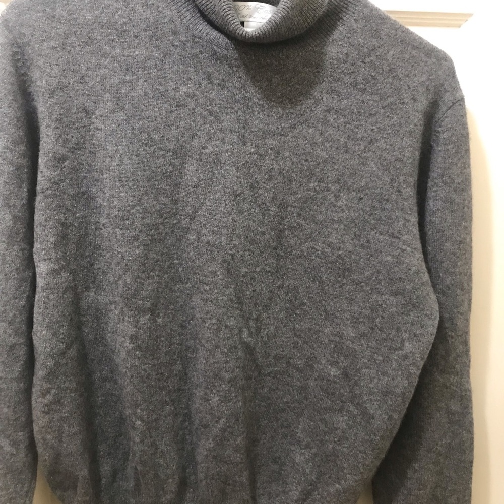 ply cashmere Women's Gray Turtleneck Cashmere Sweater